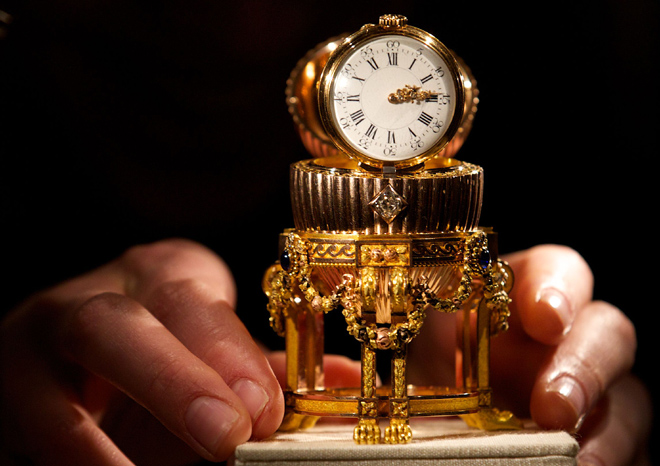  đi nhặt phê liệu đươc quả trứng Faberge Hoàng gia trị giá 33 triệu USD