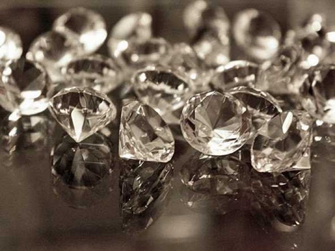 10 món đồ kỳ lạ có giá trị đầu tư tương đương vàng