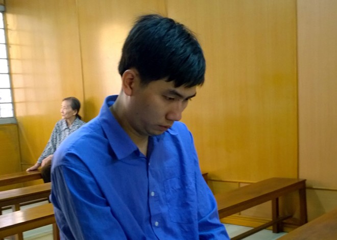 Cháu chuốc thuốc mê ông bà ngoại, cướp lô đồ cổ 1,6 tỷ