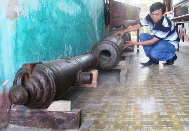 Ly kỳ chuyện 3 khẩu súng thần công được vớt dưới đáy biển